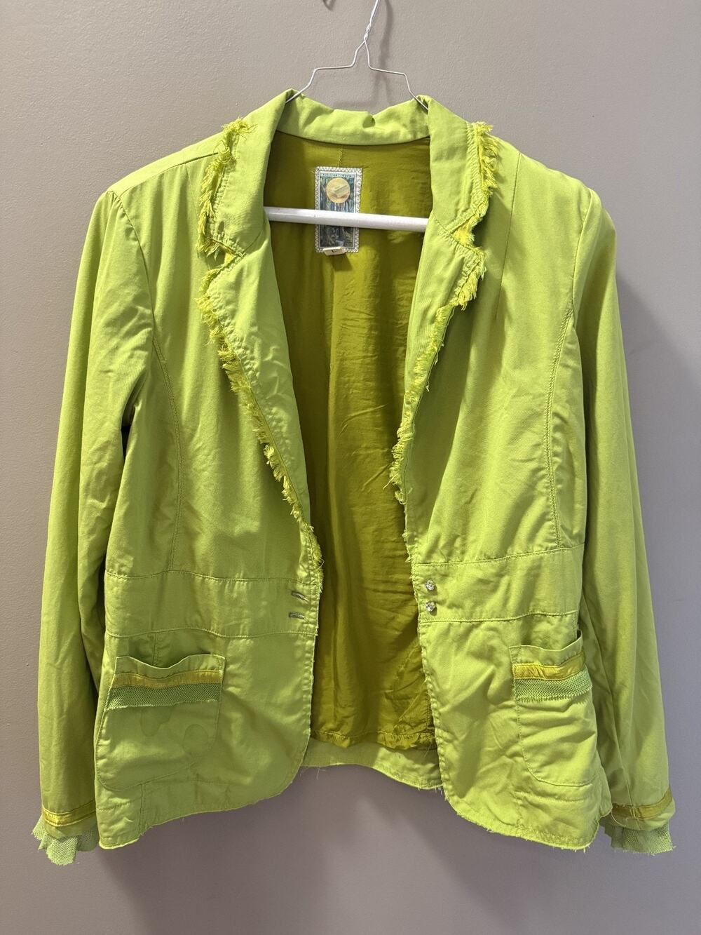 Burning Torch L Blazer Lime Whimsical Bohemian/Vintage Style Anthropologie Flaw